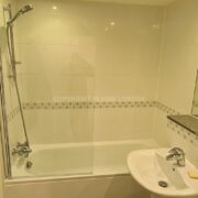 Photo 4 of 9