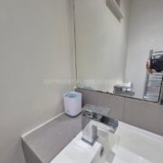 Photo 4 of 9