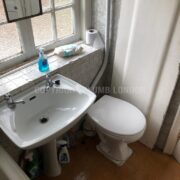 Photo 7 of 9